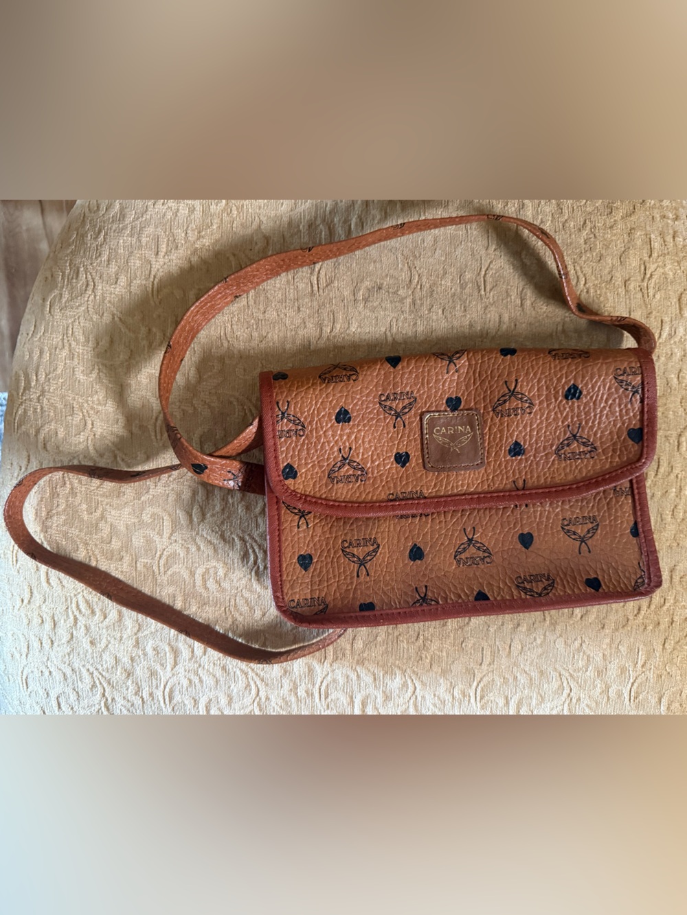 Vintage Carina Made in Korea Crossbody 🖤🤎